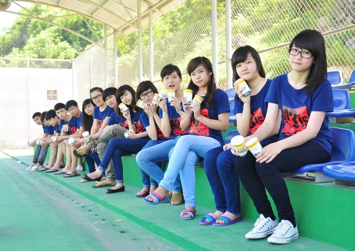 dong-phuc-nhom-lop-01